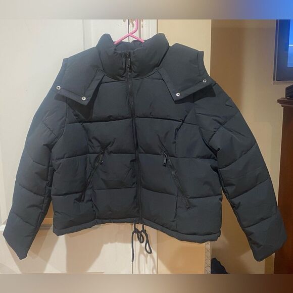 Roxy cropped winter bomber NWOT - Picture 5 of 7